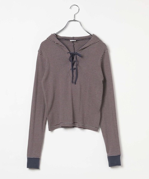 Robert P.Miller（ロバート ピー ミラー）の「[WEB限定]【Robert P.Miller】Prib Henley hoodie（Tシャツ/カットソー・レディース・ダークグレー/ブラウン系その他/イエロー・FREE）」の3枚目の写真