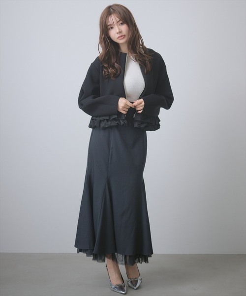 AND COUTURE(アンドクチュール)の「裾チュールバックレースアップマーメイドスカート(スカート・レディース・アイボリー/ブラウン/ネイビー・SMALL/MEDIUM)」の3枚目の写真