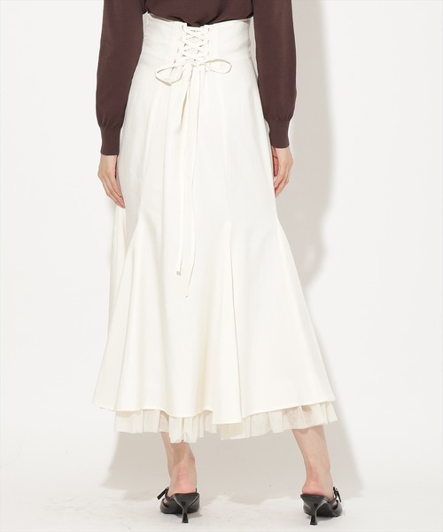 AND COUTURE(アンドクチュール)の「裾チュールバックレースアップマーメイドスカート(スカート・レディース・アイボリー/ブラウン/ネイビー・SMALL/MEDIUM)」の14枚目の写真