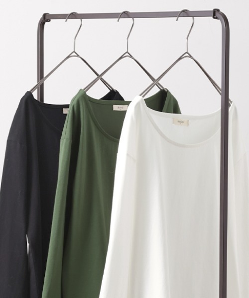 HUG.U(ハグユー)の「袖&裾 レースドッキングカットソー(Tシャツ/カットソー・レディース・カーキ/ホワイト/ブラック・M/L)」の12枚目の写真