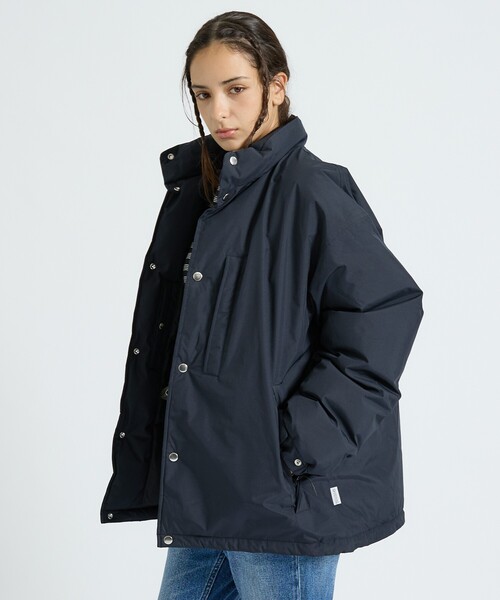 +phenix(プラスフェニックス)の「【+phenix / プラスフェニックス】SNAP DOWN JACKET / スナップダウンジャケット/ WINDSTOPPER プロダクト by GORE TEX LABS(ダウンジャケット/コート・メンズ・ネイビー/ブラック・L/M)」の6枚目の写真