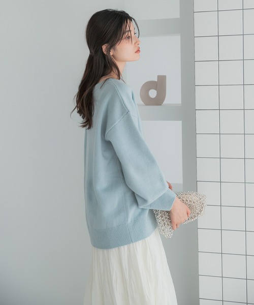URBAN RESEARCH ROSSO WOMEN(アーバンリサーチ ロッソ)の「カシミヤシルクブレンドボートネックニット(ニット/セーター・レディース・ネイビー/オフホワイト/ピンク/イエロー/ブルー系その他・FREE)」の1枚目の写真