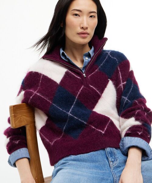 tommy jeans(トミー ジーンズ)の「アーガイルチェックジップセーター(ニット/セーター・レディース・グリーン系/パープル系その他3・MEDIUM/X-SMALL/SMALL)」の2枚目の写真