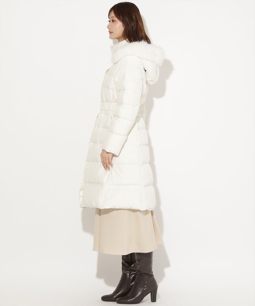 AND COUTURE(アンドクチュール)の「ベルト付きロングダウンコート(ダウンジャケット/コート・レディース・ブラック/ベージュ/アイボリー・LARGE/MEDIUM)」の20枚目の写真