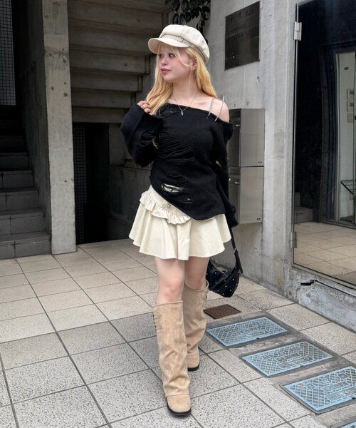 Mavie..7(メヴィセットゥ)の「【Mavie..7】ダメージワンショルプルオーバー(ニット/セーター・レディース・グレー/ブラック・FREE)」の11枚目の写真