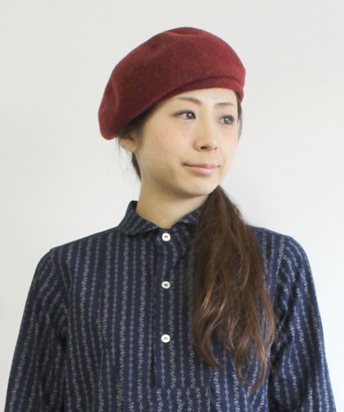 BEAMS BOY（ビームスボーイ）の「BEAMS BOY / ウールベレー12FW（ハンチング/ベレー帽・レディース・チャコールグレー/ベージュ/ワイン/ネイビー・ONE SIZE）」の4枚目の写真