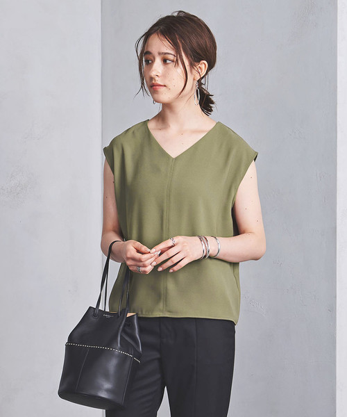 UNITED ARROWS（ユナイテッドアローズ）の「UBCB ステッチVネック