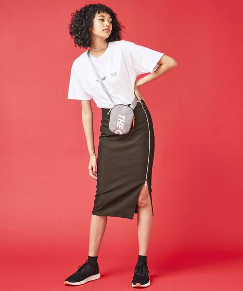 the case（ザケース）の「【THE CASE】"THE CASE" PAINT oval COW LEATHER（ショルダーバッグ・レディース・ブラック/グレー・FREE）」の5枚目の写真