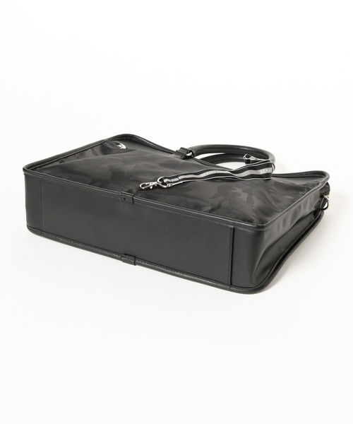 BEAMS LIGHTS / フェイクレザーブリーフケース