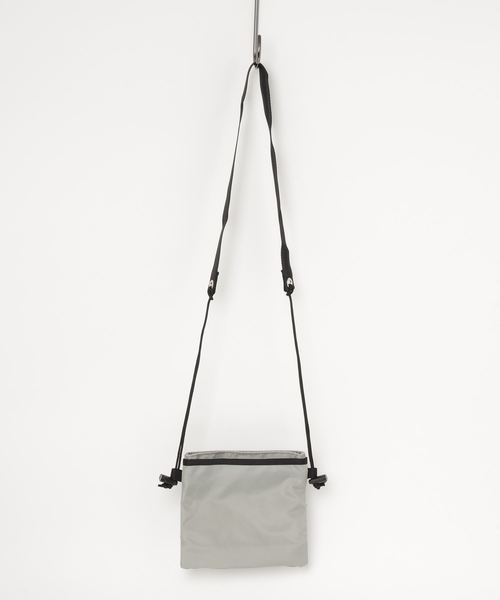 FREDRIK PACKERS(フレドリックパッカーズ)の「∴ 【 FREDRIK PACKERS / フレドリックパッカーズ 】 -salle de bal限定カラー- サコッシュ UTILITY SACK S(ショルダーバッグ・レディース・ブラック/ピンク/シルバー/ライトピンク・FREE)」の5枚目の写真
