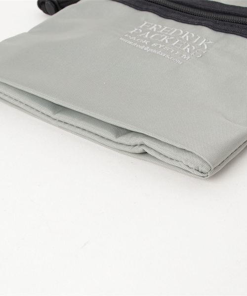 FREDRIK PACKERS(フレドリックパッカーズ)の「∴ 【 FREDRIK PACKERS / フレドリックパッカーズ 】 -salle de bal限定カラー- サコッシュ UTILITY SACK S(ショルダーバッグ・レディース・ブラック/ピンク/シルバー/ライトピンク・FREE)」の6枚目の写真