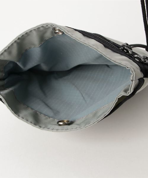 FREDRIK PACKERS(フレドリックパッカーズ)の「∴ 【 FREDRIK PACKERS / フレドリックパッカーズ 】 -salle de bal限定カラー- サコッシュ UTILITY SACK S(ショルダーバッグ・レディース・ブラック/ピンク/シルバー/ライトピンク・FREE)」の7枚目の写真