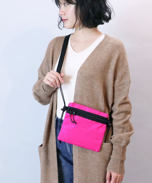 FREDRIK PACKERS(フレドリックパッカーズ)の「∴ 【 FREDRIK PACKERS / フレドリックパッカーズ 】 -salle de bal限定カラー- サコッシュ UTILITY SACK S(ショルダーバッグ・レディース・ブラック/ピンク/シルバー/ライトピンク・FREE)」の3枚目の写真