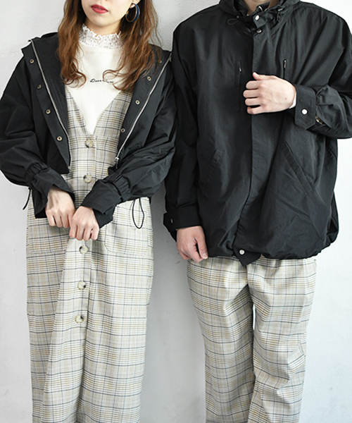 PairPair（ペアペア）の「ナイロン袖フレアマウンテンパーカー（マウンテンパーカー・レディース・ブラック/カーキ・FREE）」の2枚目の写真