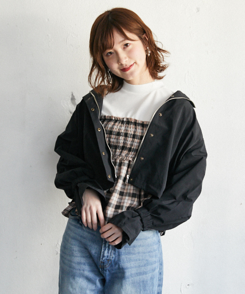 PairPair（ペアペア）の「ナイロン袖フレアマウンテンパーカー（マウンテンパーカー・レディース・ブラック/カーキ・FREE）」の8枚目の写真