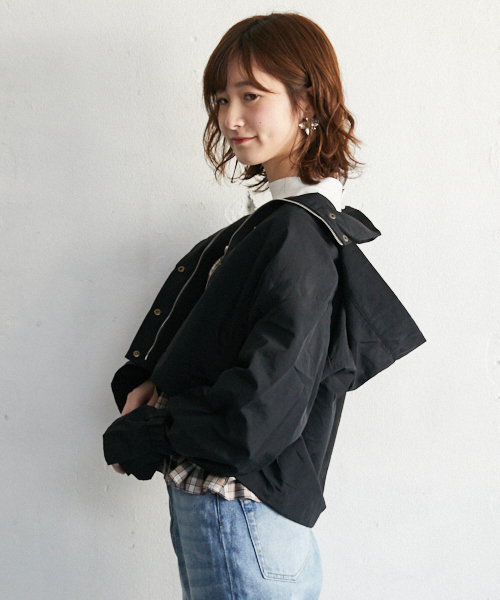 PairPair（ペアペア）の「ナイロン袖フレアマウンテンパーカー（マウンテンパーカー・レディース・ブラック/カーキ・FREE）」の9枚目の写真