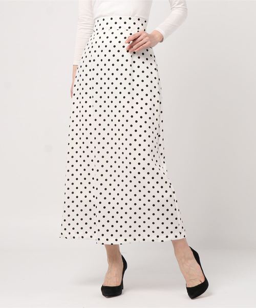 archives（アルシーヴ）の「ドットロングセミフレアスカート（スカート・レディース・ブラック/オフホワイト/ブラウン系その他・MEDIUM）」の5枚目の写真