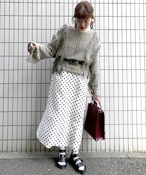 archives（アルシーヴ）の「ドットロングセミフレアスカート（スカート・レディース・ブラック/オフホワイト/ブラウン系その他・MEDIUM）」の11枚目の写真