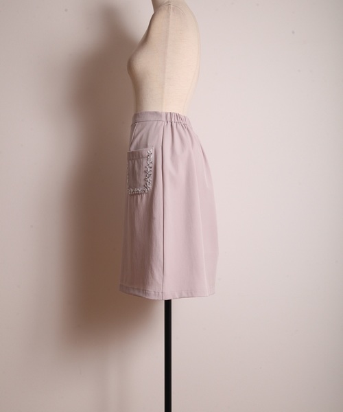 tocco closet(トッコ クローゼット)の「クリアビジュー装飾ポケット付き台形スカート(スカート・レディース・ネイビー/ピンクベージュ・M)」の11枚目の写真