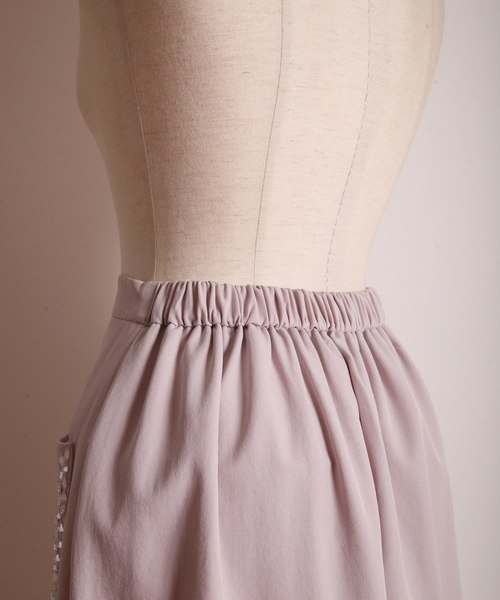 tocco closet(トッコ クローゼット)の「クリアビジュー装飾ポケット付き台形スカート(スカート・レディース・ネイビー/ピンクベージュ・M)」の13枚目の写真