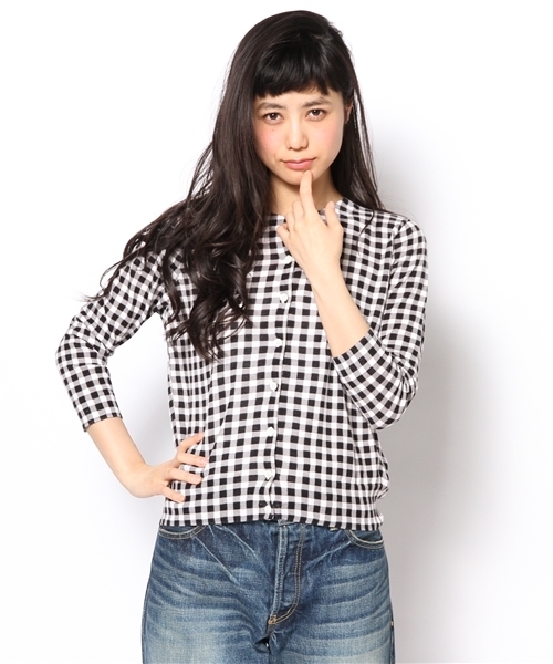 Ray BEAMS（レイビームス）の「○Ray BEAMS / ギンガムプリント クルーネック カーディガン（カーディガン/ボレロ・レディース・レッド/ブラック/ネイビー・ONE SIZE）」の2枚目の写真