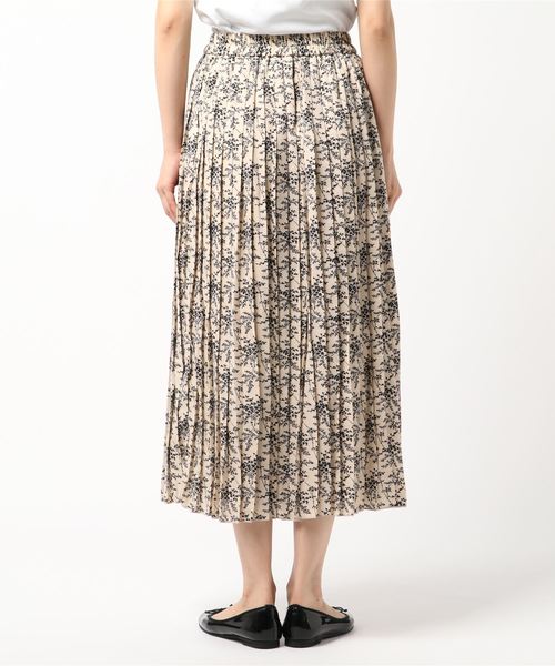 STYLEBLOCK(スタイルブロック)の「ポプリン花柄ロングプリーツスカート(スカート・レディース・ブラック/テラコッタ/アイボリー・M)」の4枚目の写真