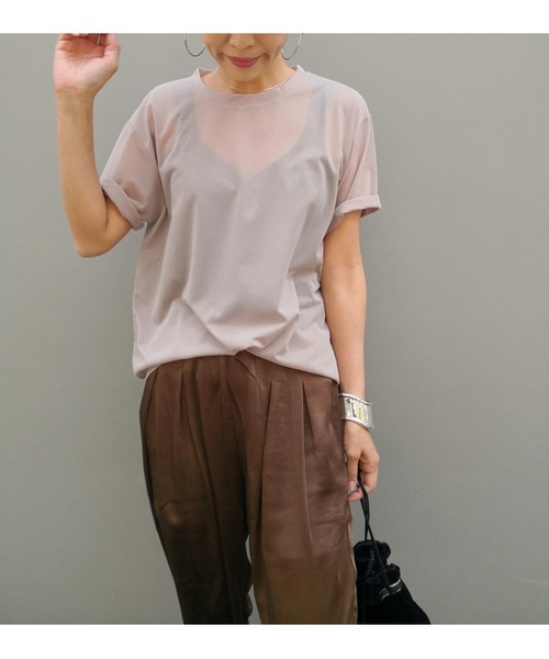 ulu（ウル）の「Seethrough tshirt（Tシャツ/カットソー・レディース・ブラック/ベージュ・FREE）」の6枚目の写真