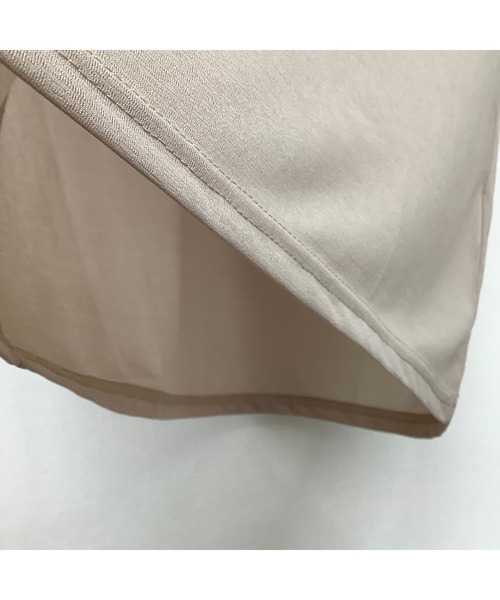 ulu（ウル）の「Seethrough tshirt（Tシャツ/カットソー・レディース・ブラック/ベージュ・FREE）」の14枚目の写真