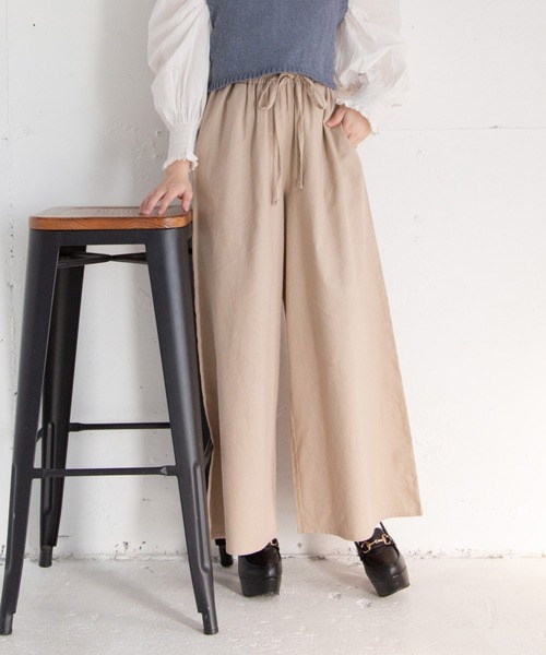 Mysa&Liina（ミーサリーナ）の「コットンリネンリラックスワイドパンツ（その他パンツ・レディース・ベージュ/ブルー/ライトグリーン/モカ/キナリ・M）」の4枚目の写真