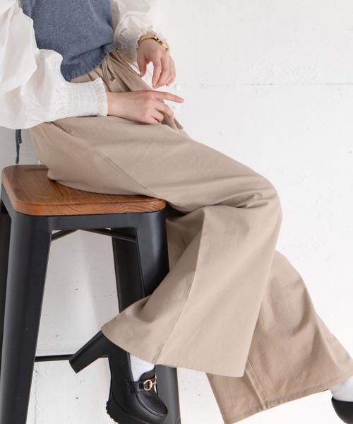 Mysa&Liina（ミーサリーナ）の「コットンリネンリラックスワイドパンツ（その他パンツ・レディース・ベージュ/ブルー/ライトグリーン/モカ/キナリ・M）」の15枚目の写真