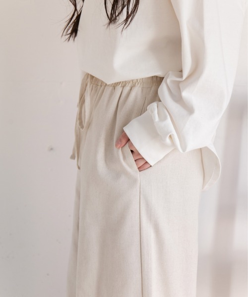 Mysa&Liina（ミーサリーナ）の「コットンリネンリラックスワイドパンツ（その他パンツ・レディース・ベージュ/ブルー/ライトグリーン/モカ/キナリ・M）」の21枚目の写真