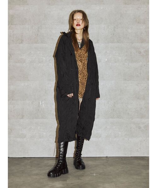 jouetie（ジュエティ）の「ワッシャーオーバートレンチ（トレンチコート・レディース・ベージュ/パープル/ピンク/ブラック・MEDIUM）」の2枚目の写真