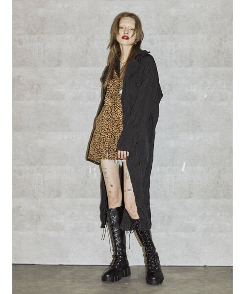 jouetie（ジュエティ）の「ワッシャーオーバートレンチ（トレンチコート・レディース・ベージュ/パープル/ピンク/ブラック・MEDIUM）」の6枚目の写真