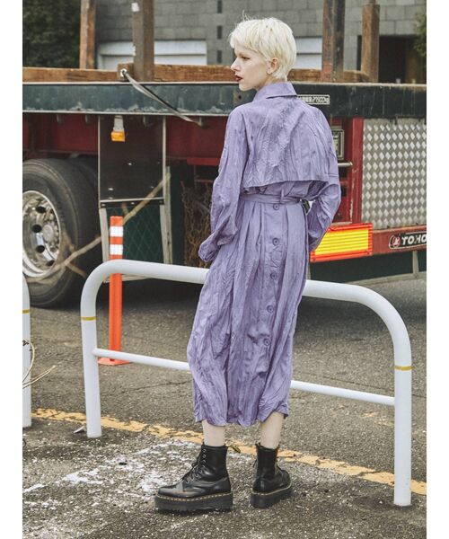 jouetie（ジュエティ）の「ワッシャーオーバートレンチ（トレンチコート・レディース・ベージュ/パープル/ピンク/ブラック・MEDIUM）」の17枚目の写真