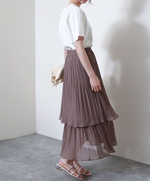 archives（アルシーヴ）の「無地プリーツティアードスカート（スカート・レディース・アイボリー/グレイッシュベージュ/グリーン・MEDIUM）」の7枚目の写真