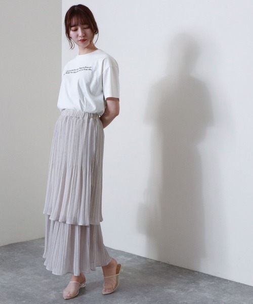 archives（アルシーヴ）の「無地プリーツティアードスカート（スカート・レディース・アイボリー/グレイッシュベージュ/グリーン・MEDIUM）」の5枚目の写真