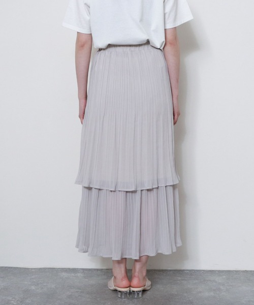 archives（アルシーヴ）の「無地プリーツティアードスカート（スカート・レディース・アイボリー/グレイッシュベージュ/グリーン・MEDIUM）」の14枚目の写真