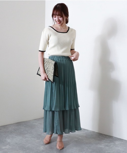 archives（アルシーヴ）の「無地プリーツティアードスカート（スカート・レディース・アイボリー/グレイッシュベージュ/グリーン・MEDIUM）」の9枚目の写真