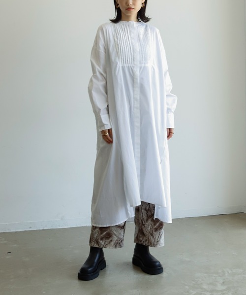 Birthday room（バースデイルーム）の「1枚でこなれ感。ピンタックキャンブリックワンピース（ワンピース・レディース・ホワイト/ブラック/グレイッシュベージュ・FREE）」の4枚目の写真