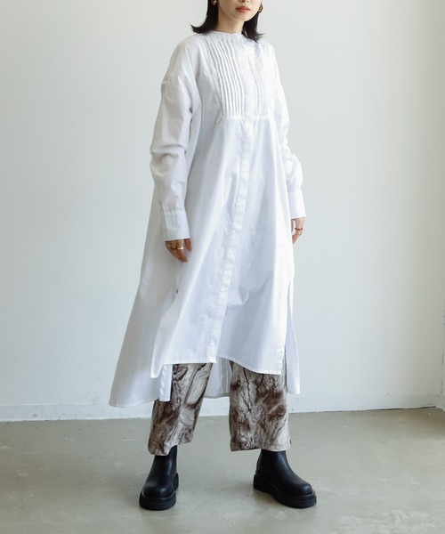 Birthday room（バースデイルーム）の「1枚でこなれ感。ピンタックキャンブリックワンピース（ワンピース・レディース・ホワイト/ブラック/グレイッシュベージュ・FREE）」の6枚目の写真