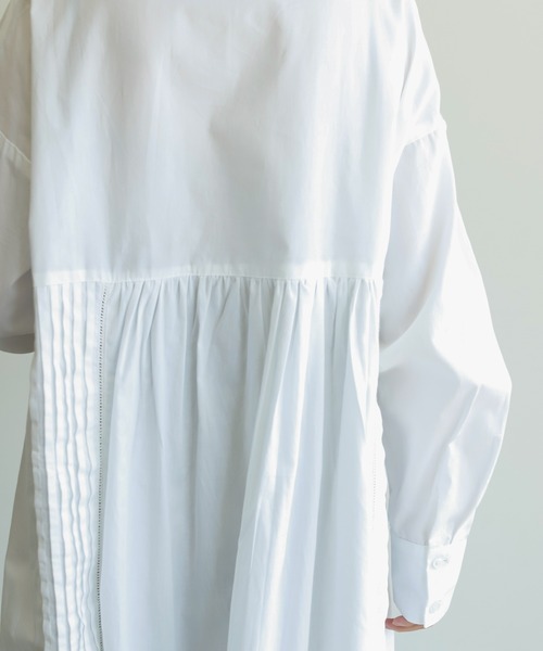 Birthday room（バースデイルーム）の「1枚でこなれ感。ピンタックキャンブリックワンピース（ワンピース・レディース・ホワイト/ブラック/グレイッシュベージュ・FREE）」の15枚目の写真