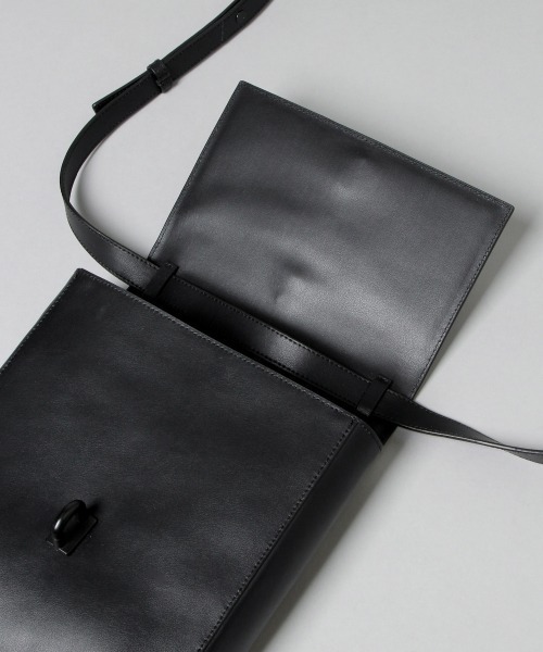 HARE(ハレ)の「フラップチェーンBAG(HARE)(ショルダーバッグ・メンズ・ブラック系その他/ブラック・FREE)」の19枚目の写真