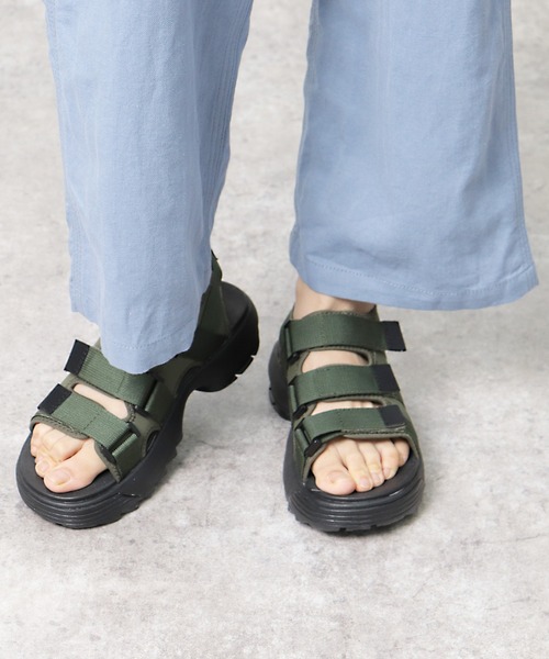 メイ メイ セール Mei サンダル 3ベルト Belt Recycled 3 Tape サンダル リサイクル 3ベルト スポーツ サンダル レディースサイズ 21ss サンダル Mei メイ のファッション