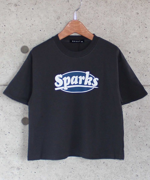 THE CASUAL（カジュアル）の「ビッグシルエット短丈フリル袖プリントTシャツ キッズ（Tシャツ/カットソー・キッズ・チャコール/ベージュ/オフホワイト・110cm/160cm/130cm/120cm/150cm/140cm）」の3枚目の写真