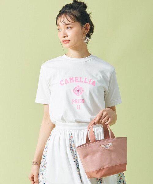 ANEVER(アンエバー)の「【BURNET】洗える SEASONAL FLOWERS Tシャツ(Tシャツ/カットソー・レディース・ホワイト/ホワイト系その他/ブルー系その他2/レッド/ブルー系/イエロー/オレンジ/グリーン/ブルー系その他/ローズ系/黄緑系/ピンク・46/38/36)」の16枚目の写真