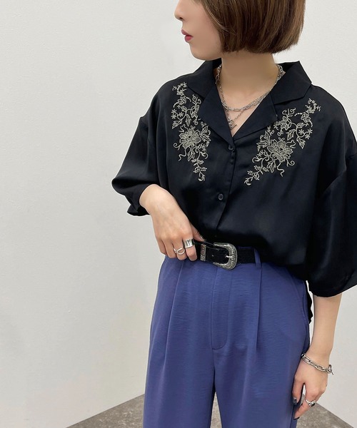 apres jour mignon（アプレジュールミニョン）の「刺繍開襟シャツ 【ZOZOTOWN限定アイテム】（シャツ/ブラウス・レディース・チャコールグレー/ダークブルー/パープル/グレイッシュベージュ/ブラック・フリー/X-LARGE）」の6枚目の写真