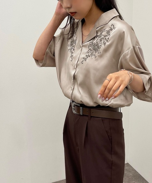 apres jour mignon（アプレジュールミニョン）の「刺繍開襟シャツ 【ZOZOTOWN限定アイテム】（シャツ/ブラウス・レディース・チャコールグレー/ダークブルー/パープル/グレイッシュベージュ/ブラック・フリー/X-LARGE）」の20枚目の写真