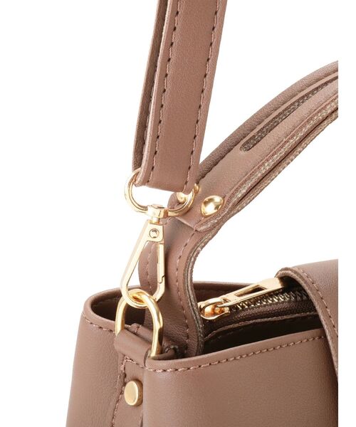 dazzlin（ダズリン）の「スクエアパーツバッグ（ハンドバッグ・レディース・ブラック/モカ・FREE）」の7枚目の写真