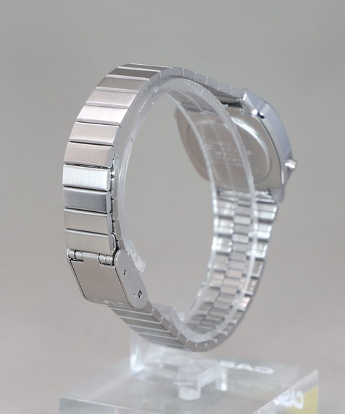 CASIO(カシオ)の「CASIO Collection / LA670WA-1A2JF(デジタル腕時計・レディース・ブラック×シルバー・FREE)」の5枚目の写真