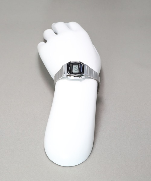 CASIO(カシオ)の「CASIO Collection / LA670WA-1A2JF(デジタル腕時計・レディース・ブラック×シルバー・FREE)」の10枚目の写真